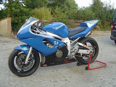 Yamaha R6 (Solgt) billede 1