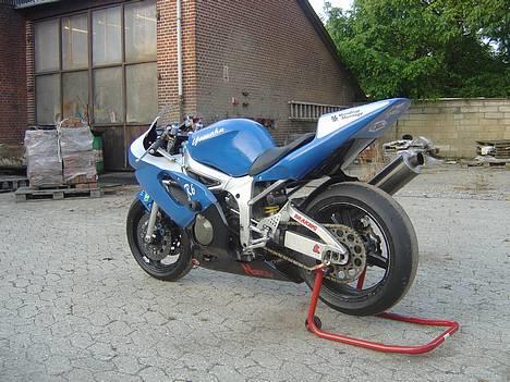 Yamaha R6 (Solgt) billede 3