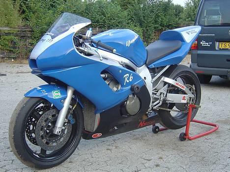 Yamaha R6 (Solgt) billede 6