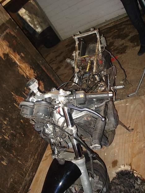 Suzuki Gsx-R 400R billede 6