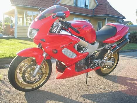 Honda VTR1000F  - SOLGT billede 1