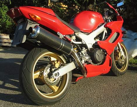 Honda VTR1000F  - SOLGT billede 3