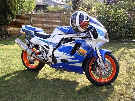 Suzuki Gsx-R 750 (SOLGT) billede 9