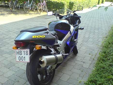 Suzuki gsxr 600 srad billede 17