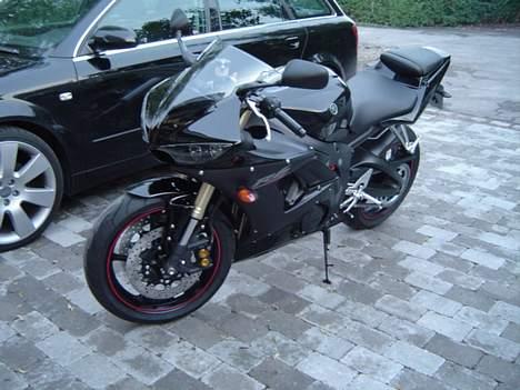 Yamaha YZF - R6 billede 1