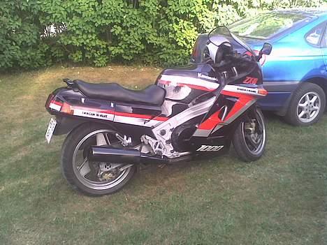 Kawasaki ZX10 - Højre side billede 3