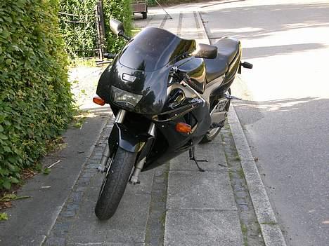 Yamaha FZR 1000 EXUP  - Har lige fået dyret hjem billede 2