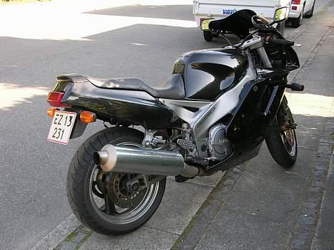 Yamaha FZR 1000 EXUP  - org potte billede 4