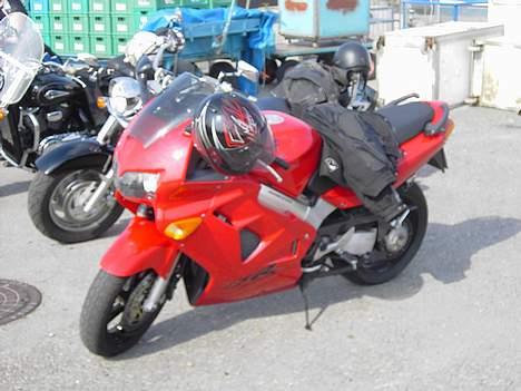 Honda VFR 800   - En lille tur til fejø billede 7
