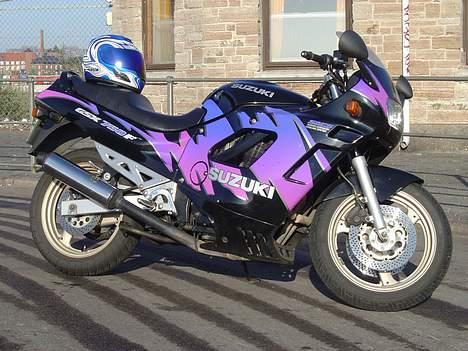 Suzuki GSX750F (SOLGT) - morgen billeder på langelinie... helt alene :-) billede 6