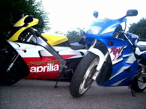 Aprilia AF 1 sports pro - min og en af min venners mc. (team 2 takt ) billede 6