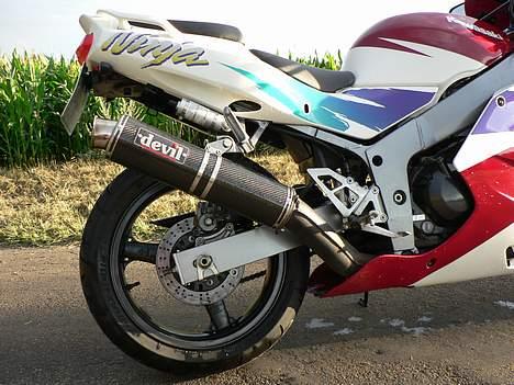 Kawasaki zx6r    SOLGT billede 5