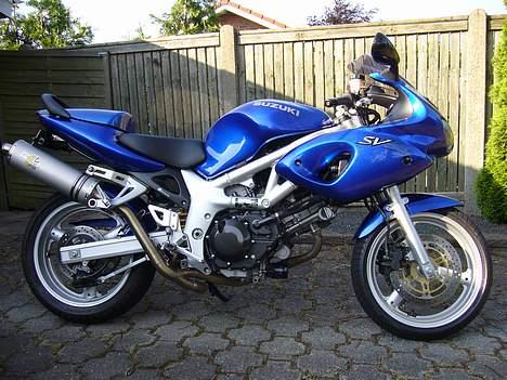 Suzuki SV 650 S *SOLGT* - Leo Vince Titanium - så´ der bas... billede 1