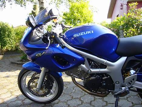 Suzuki SV 650 S *SOLGT* billede 4