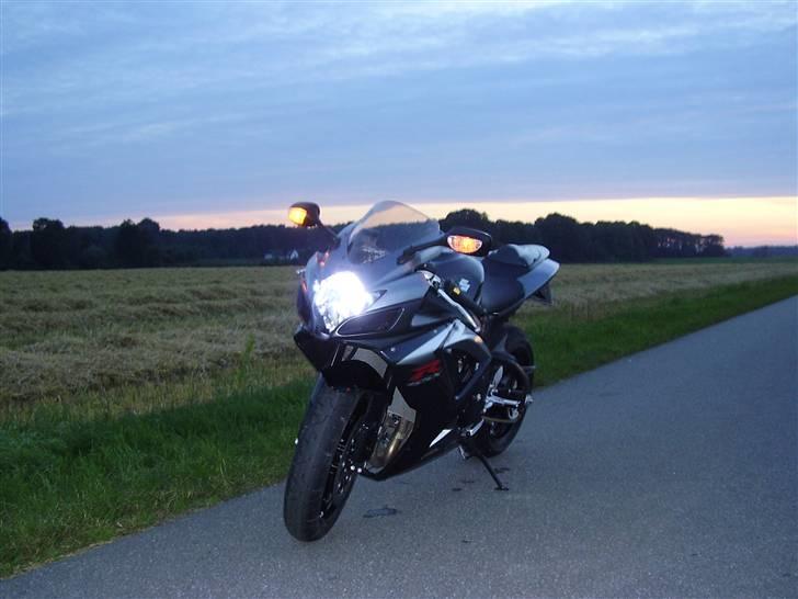 Suzuki GSXR 750 K7 - Xenon 8000k billede 5