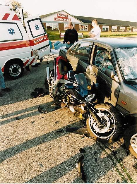 Aprilia RSV 1000 Mille "SOLGT" - Damn det gjorte nas billede 18