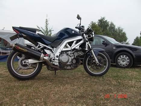 Suzuki SV 1000 *SOLGT* - Set fra højre - nice Akrapovic carbon... billede 16