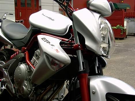 Kawasaki ER6n billede 3
