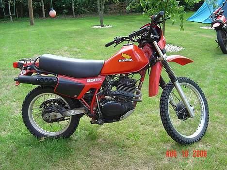 Honda XL 250 R billede 1