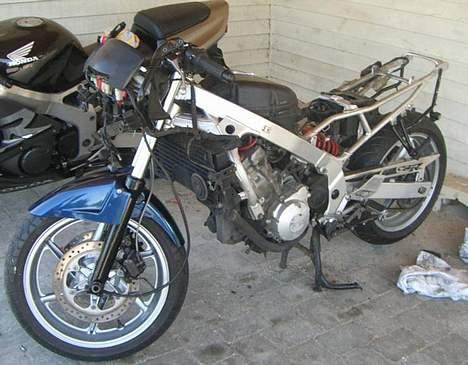 Honda CBR F2 billede 6