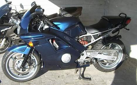 Honda CBR F2 billede 9