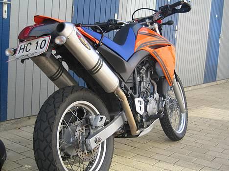Yamaha xt660r - dejlige store huller hvor DB killerne har siddet billede 2