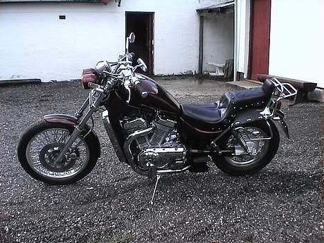 Suzuki intruder vs 750 (solgt) billede 4