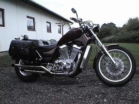 Suzuki intruder vs 750 (solgt) billede 11