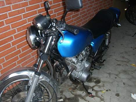 Suzuki gs 550 billede 2
