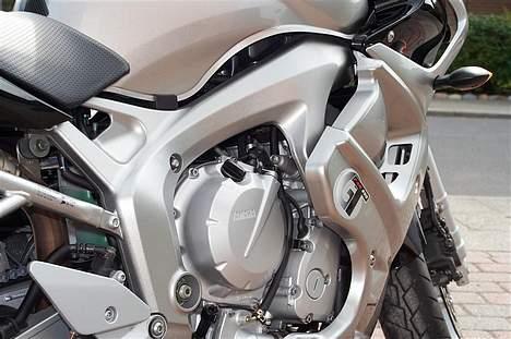 Yamaha FZ6 Fazer billede 4