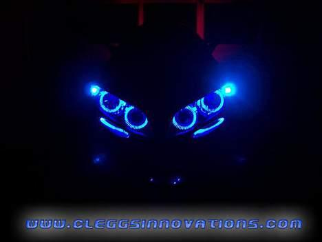 Yamaha YZF R6 - Ikke min mc som sagt, men sådan ser den ud med Angel Eyes på/i billede 3