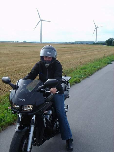 Yamaha Fazer 600 billede 5