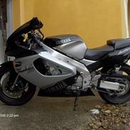 Yamaha Thunderace 1000 (solgt)