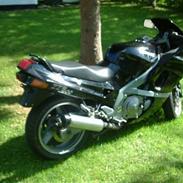 Kawasaki zzr 600