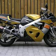 Suzuki GSX-R 750 T