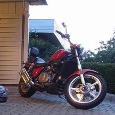 Honda VF 700 C Super Magna