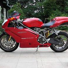 Ducati 999s
