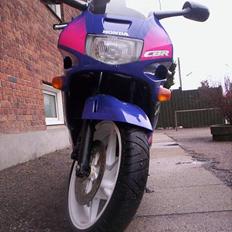 Honda CBR 600 F2 -solgt-