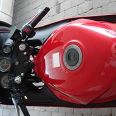 Suzuki RF 600 R (Sverige)