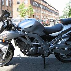 Suzuki SV650S