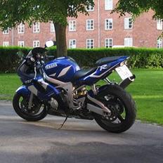 Yamaha YZF R6