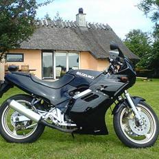 Suzuki GSX-R250 **SOLGT**