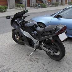 Suzuki RF600R - SOLGT