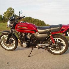 Honda CB 750 F