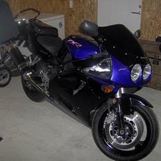 Kawasaki zxr 750            SOLGT