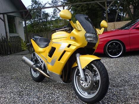 Suzuki GSX 600 F *solgt* billede 2