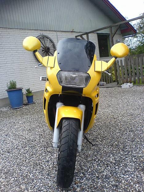 Suzuki GSX 600 F *solgt* billede 9