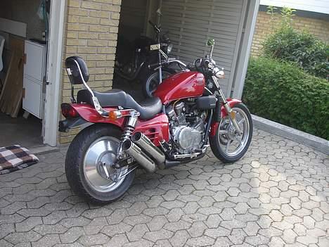 Honda VF 700 C Super Magna billede 4