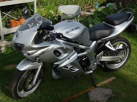 Suzuki SV 650 S - Det er også dagen efter jeg fik den i august 2006 billede 3