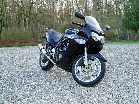 Suzuki GSX 600 F (SOLGT) billede 2